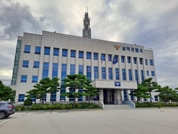 행복한 알마트 이미지