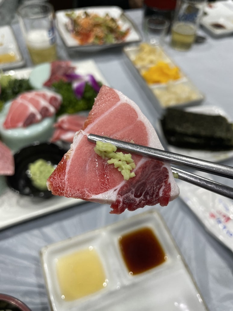 대왕참치 이미지