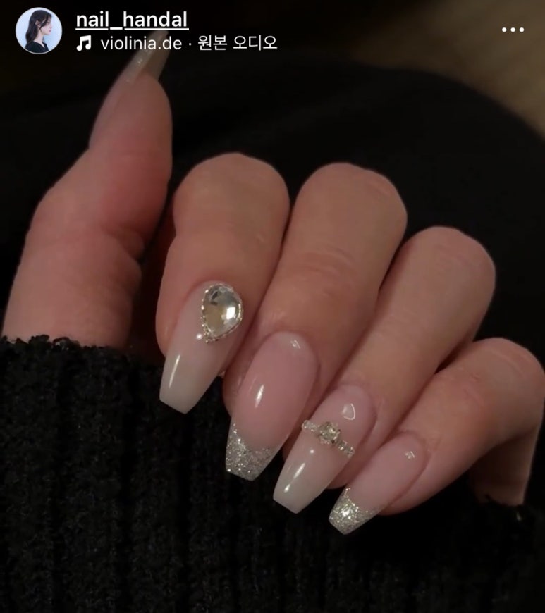 네일한달 이미지