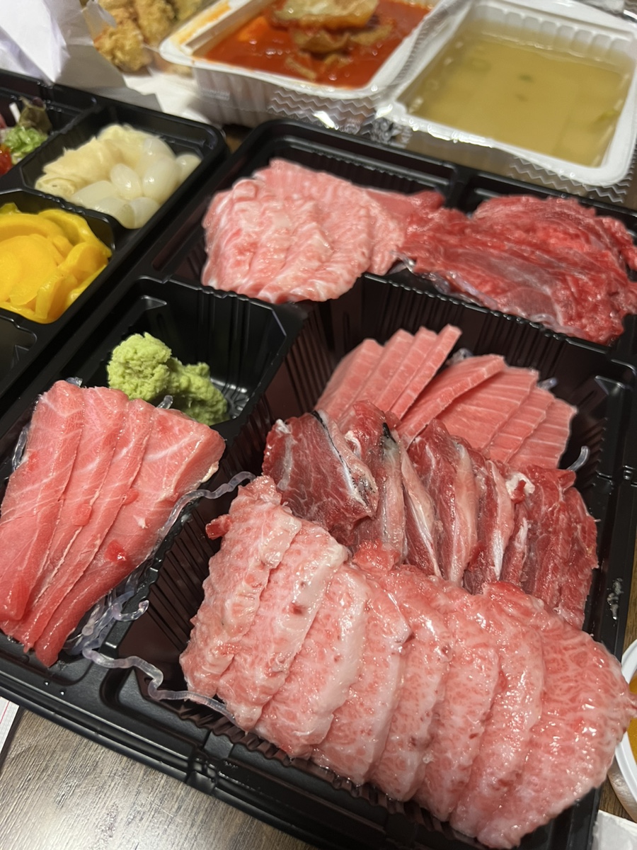 김춘석참치 이미지