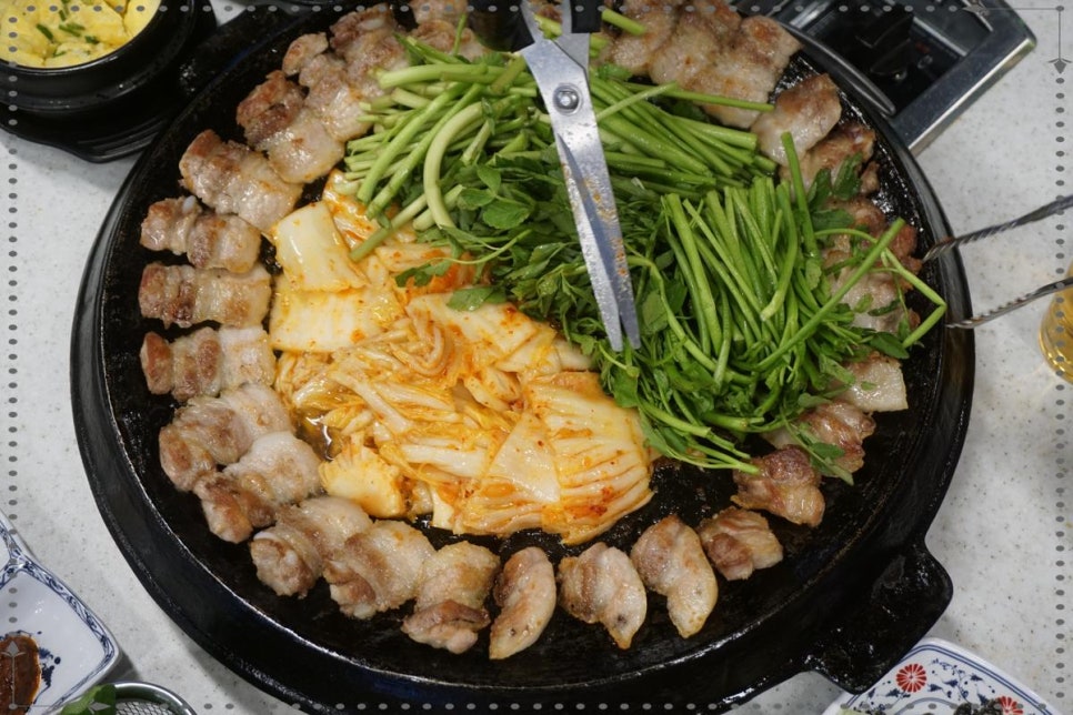 진짜무쇠삼겹공주점 이미지