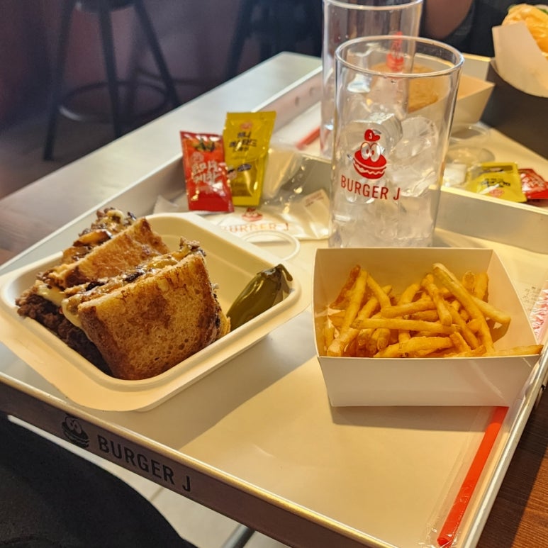 버거제이(J) 이미지
