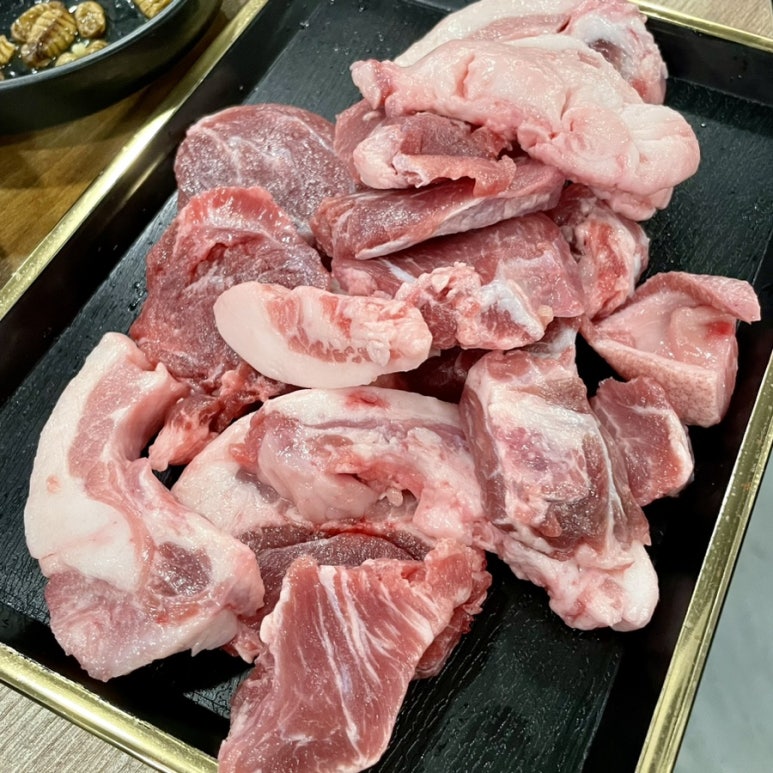 점2숯불뒷고기 이미지