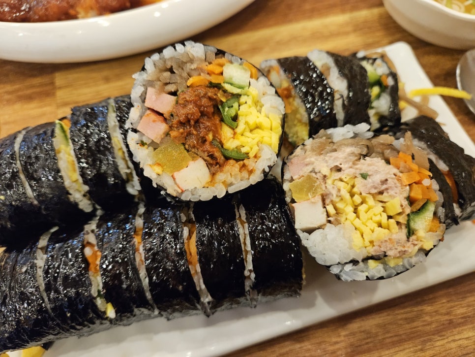 본좌김밥 이미지