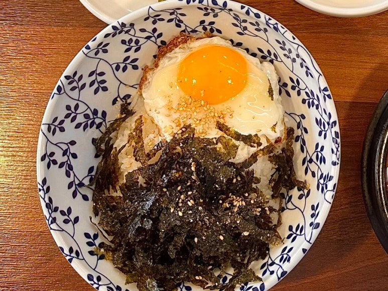 정성담은소소한식탁 이미지