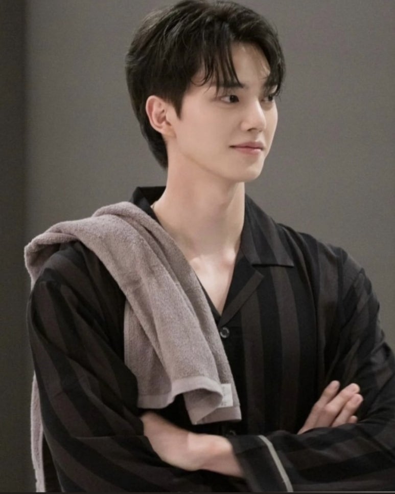 헤어로라 이미지