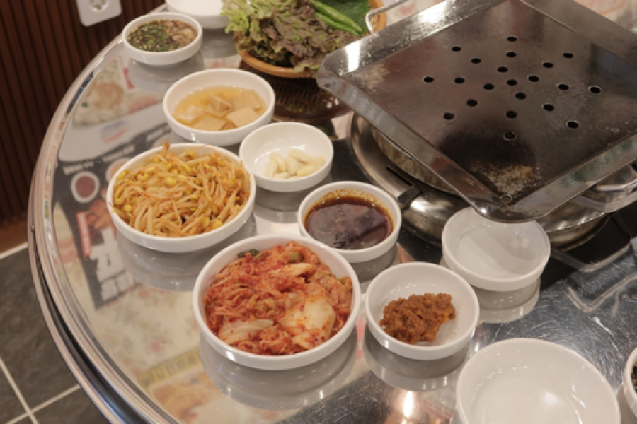 김치찌개뒷고기 이미지