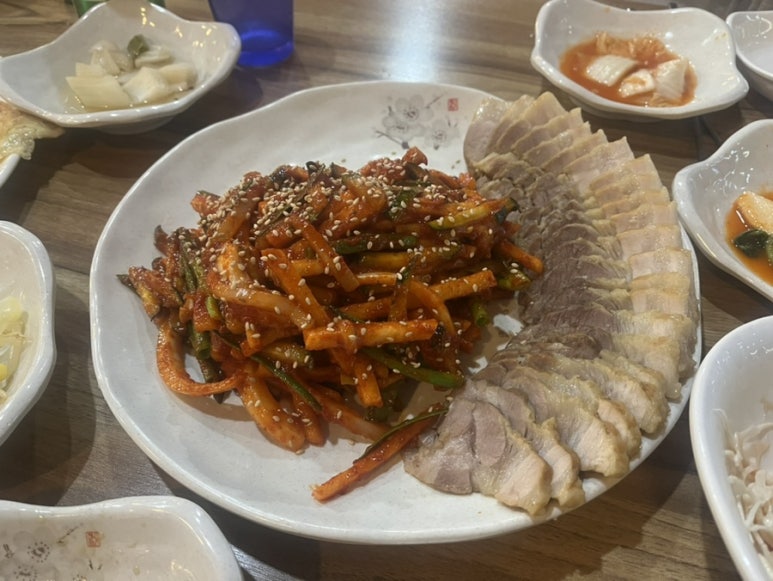 본가한치보쌈 이미지