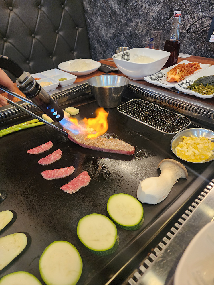 엄청난고기집 이미지