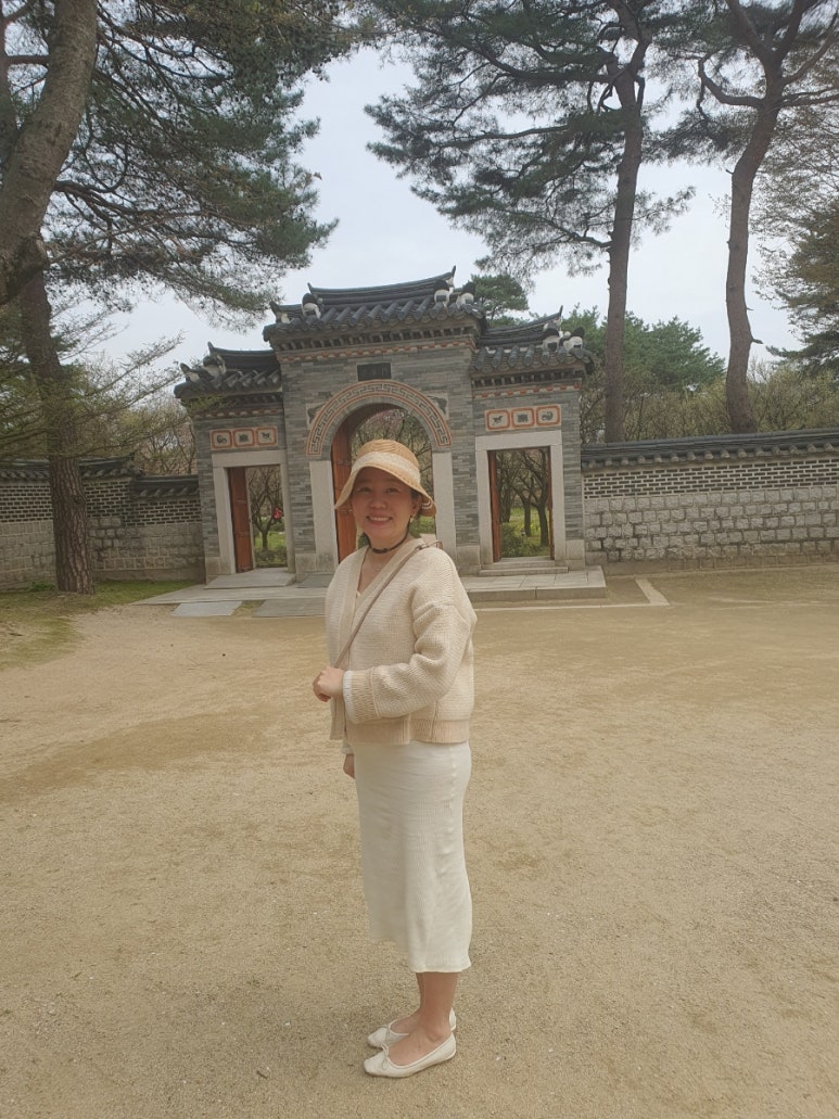 희원(HeeWon) 이미지