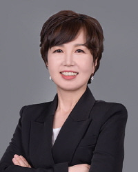 성윤컴퍼니 이미지