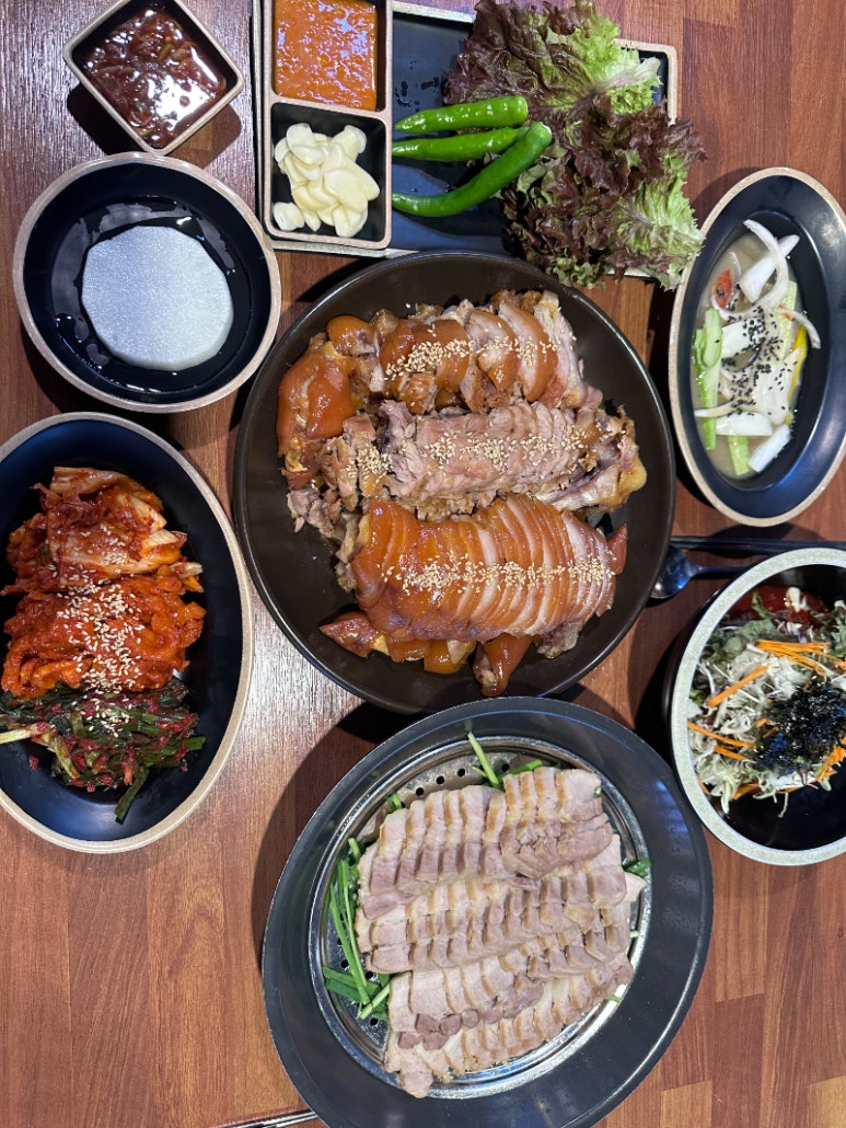 진족발보쌈 이미지