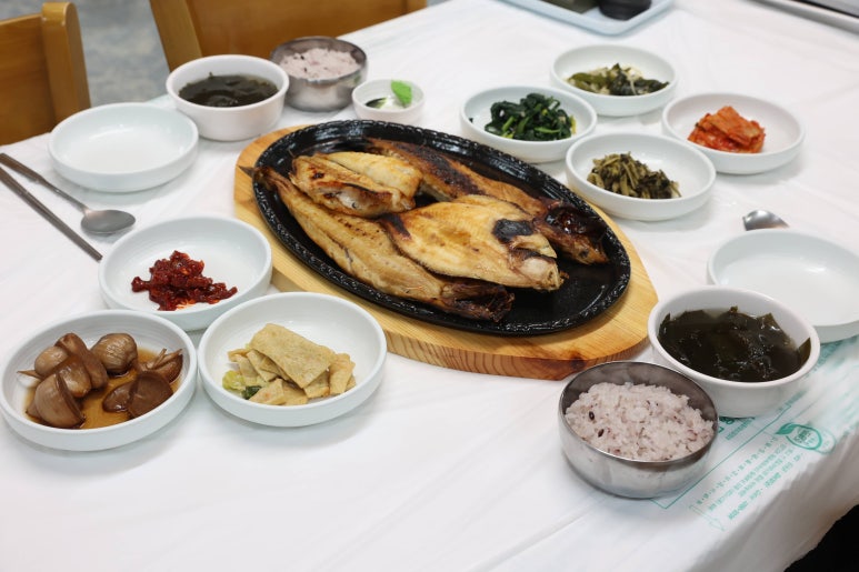 그릇정인 이미지