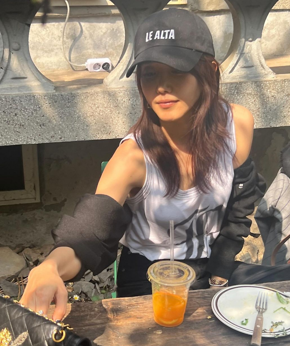 르 알타(LE ALTA) 이미지