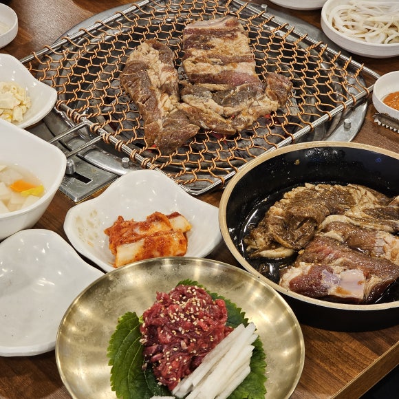 계룡산숯불갈비장승포점 이미지