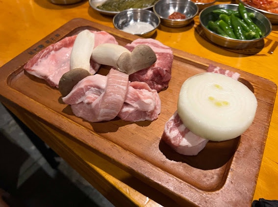 마굿간생고기 이미지