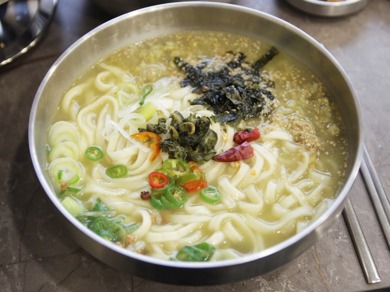 돌담칼국수 이미지