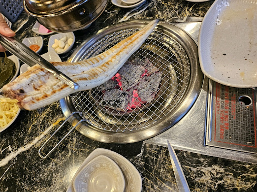 장어의전설 이미지