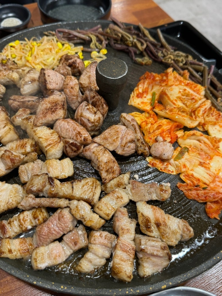연탄초벌 솥뚜삼 이미지