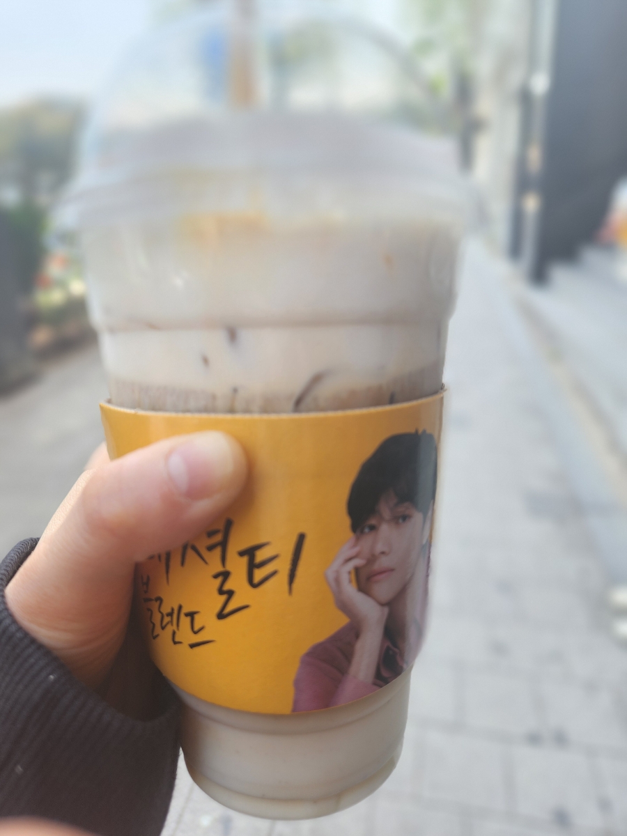 컴포즈커피명동이화점 이미지