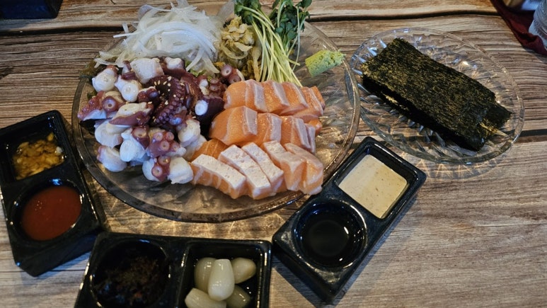 멜로우다이닝 이미지
