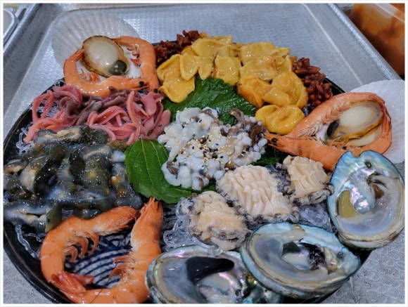 광안대교집씨푸드코스전문광안리독도꽃새우;대게회 이미지