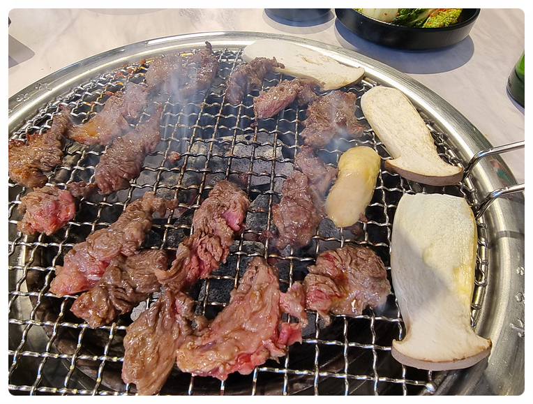퍼뗀숯불구이 이미지