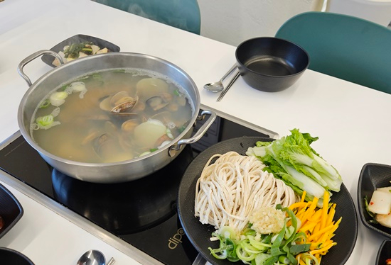 우리밀칼국수 이미지
