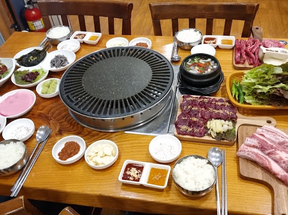 돌쇠네 이미지