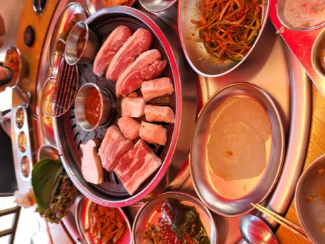쟁반닭발 이미지