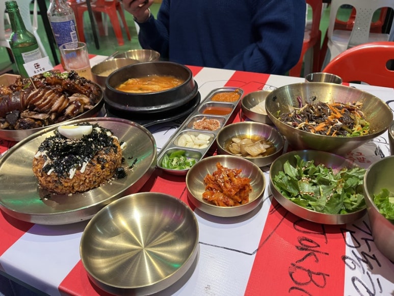 오오온족발 이미지