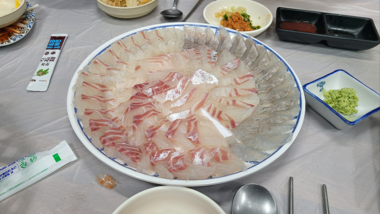 왔다도매횟집 이미지