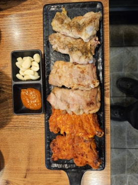한근숯불닭갈비 이미지