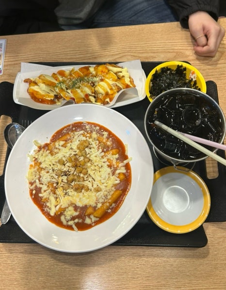 샐러브리 이미지