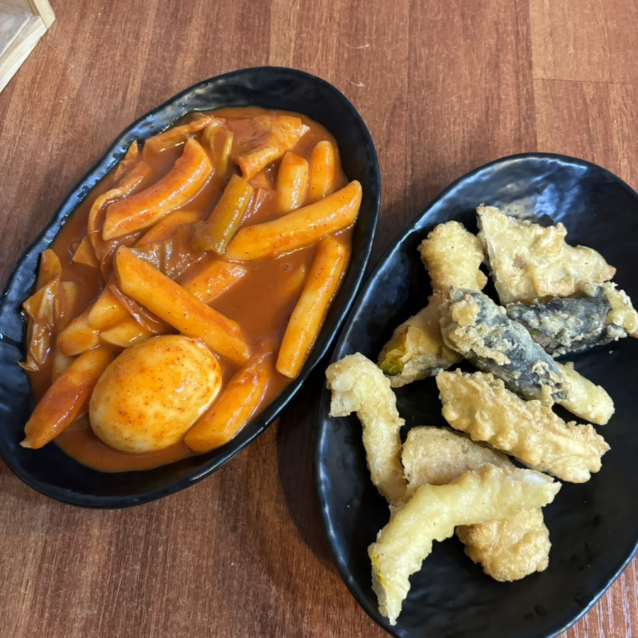 하레하레떡볶이 이미지