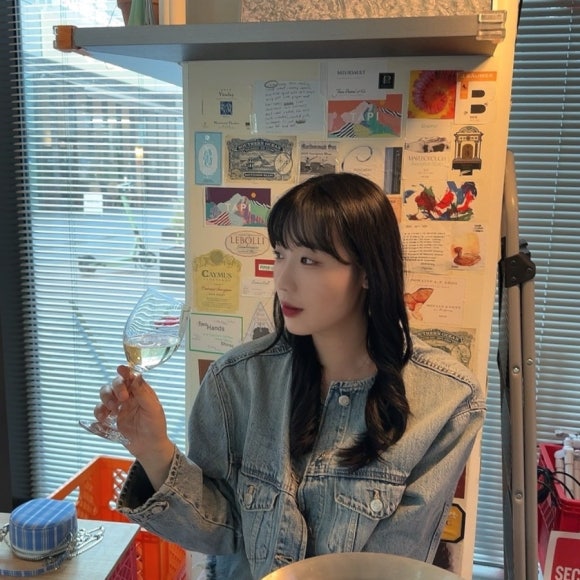 비와이오비 이미지