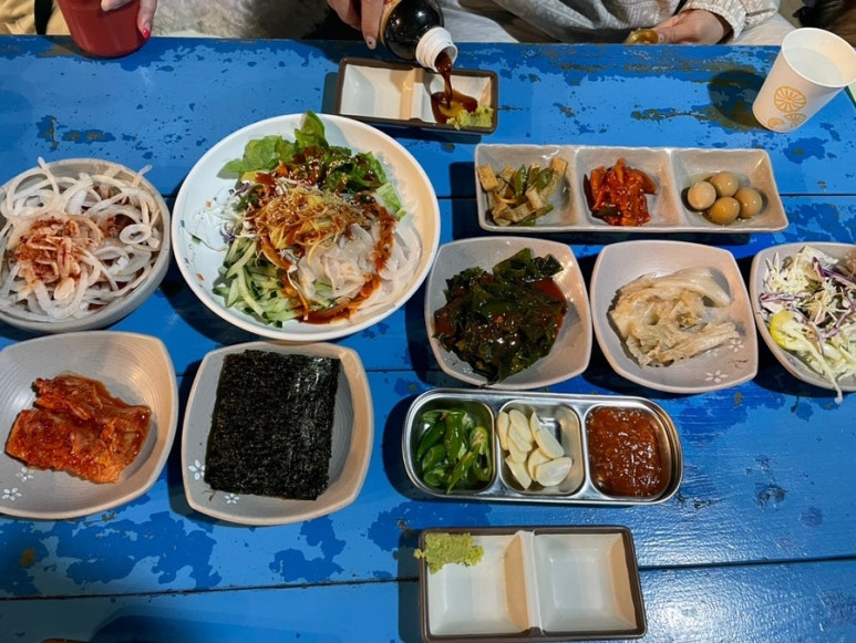 과물치킨 이미지