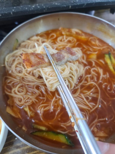 진주밀면 이미지