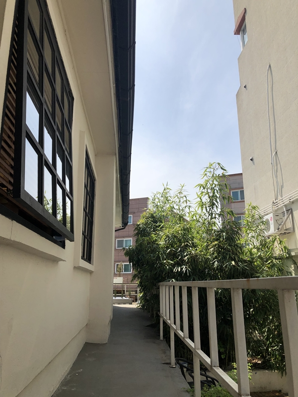 볕이좋은창 이미지