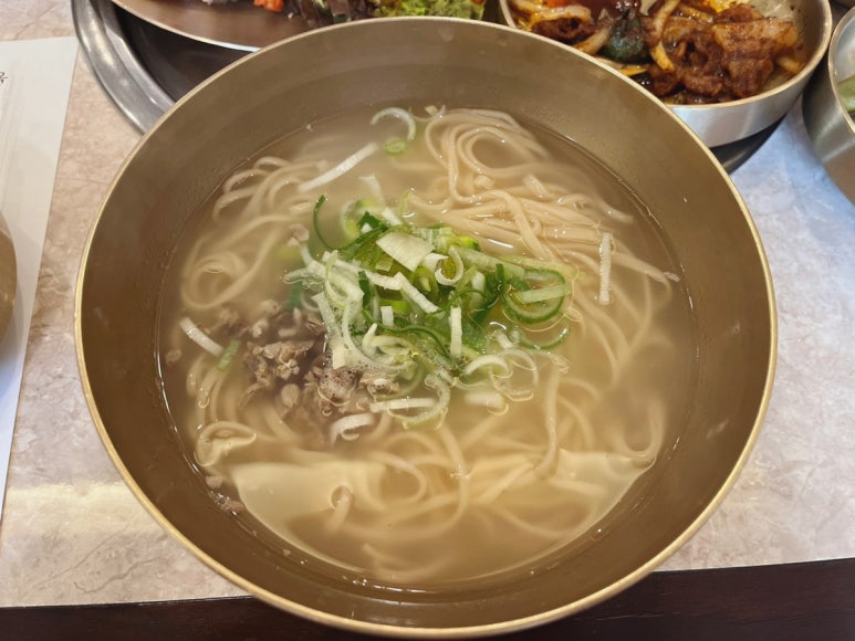 고기랑국시랑 이미지