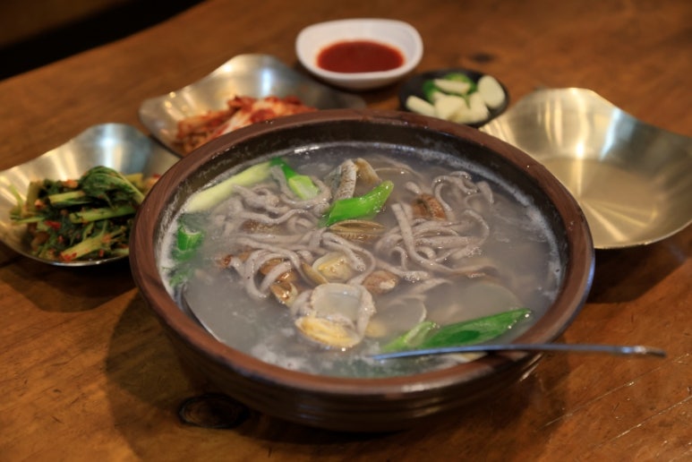 싱싱칼국수 이미지