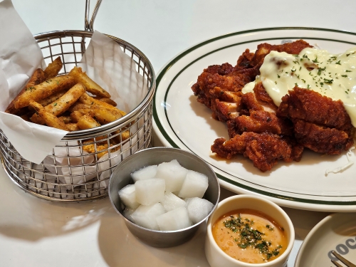 꼬꼬치킨 이미지