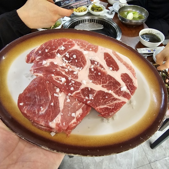 횡성생고기 이미지