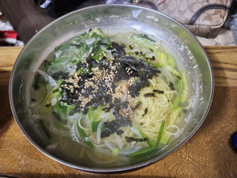 쥴서 이미지