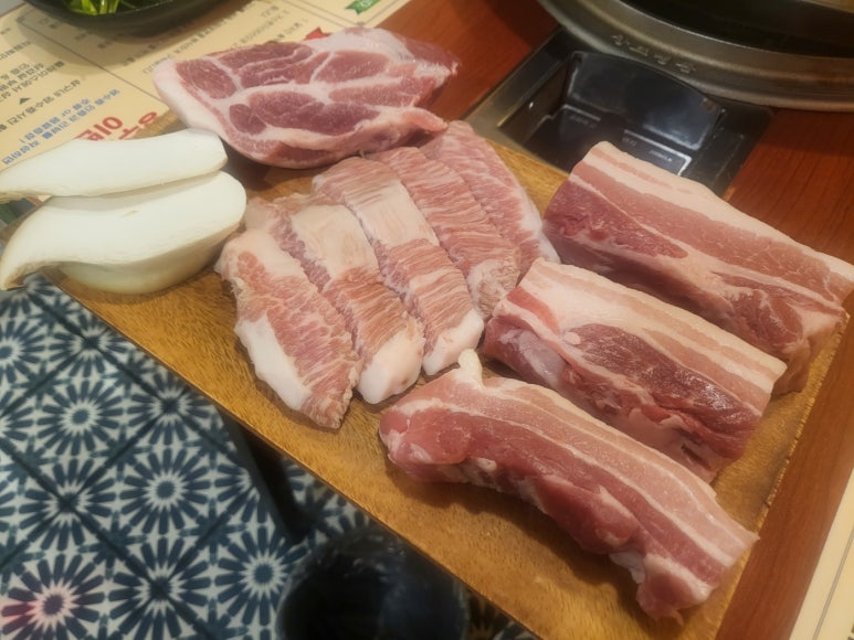 상구네 솥뚜껑 삼겹살 이미지
