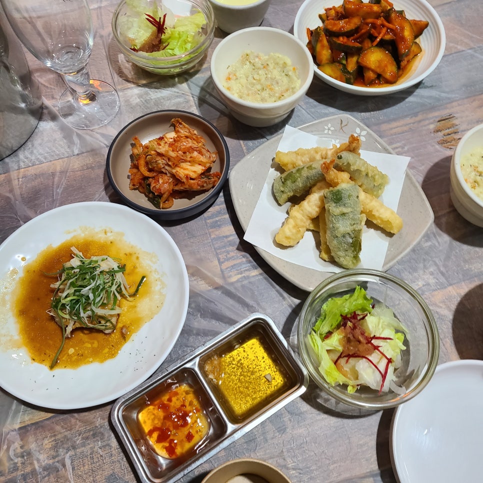 돌담길튀김;반찬 이미지