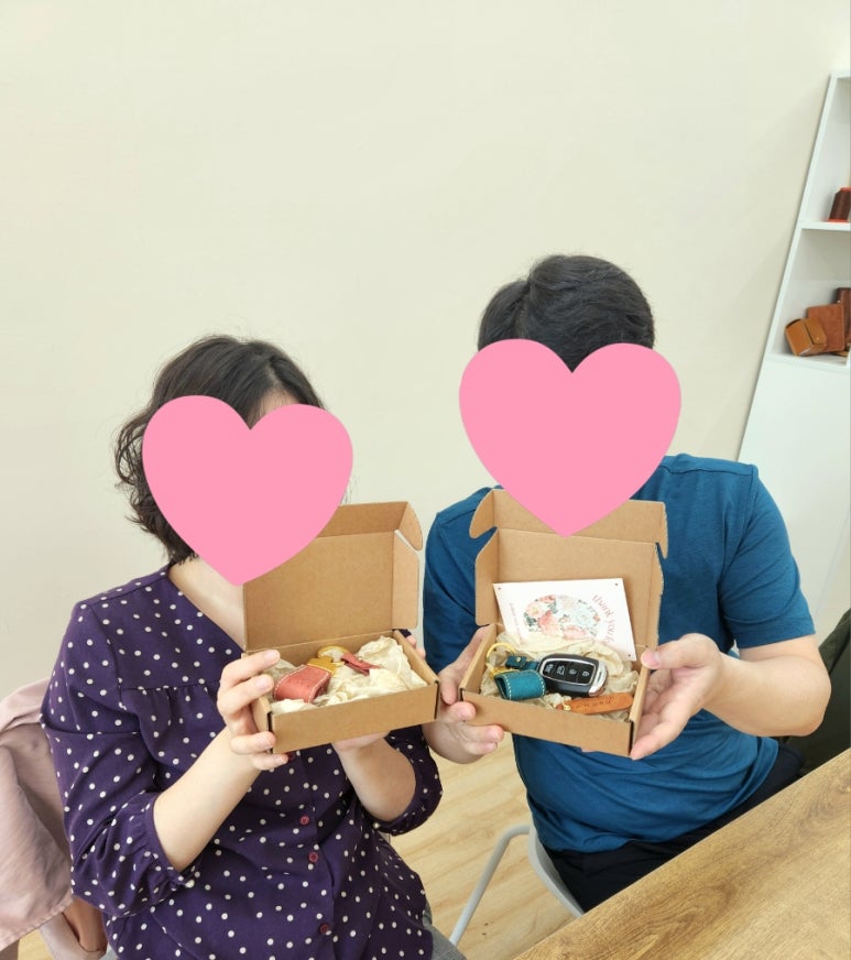 레트리에가죽공방 이미지