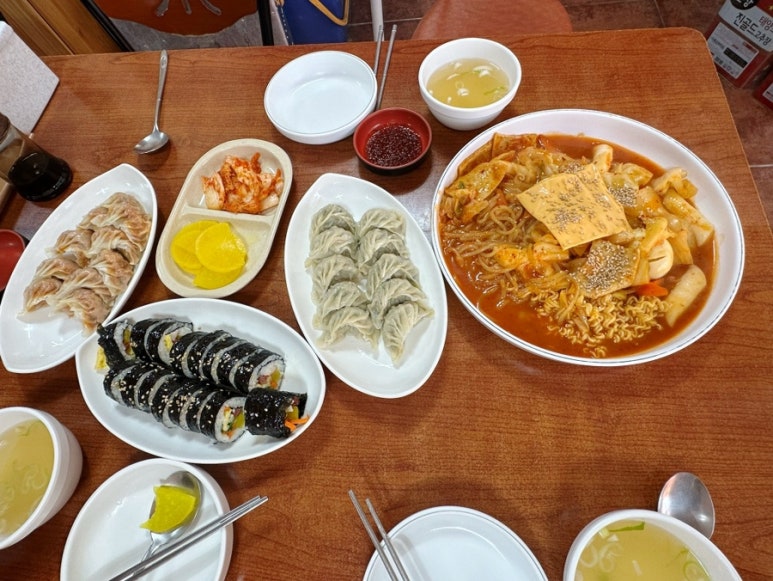 만두나라김밥마을 이미지