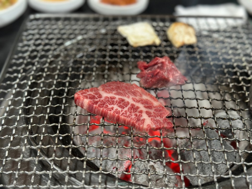 참나무숯불구이 이미지