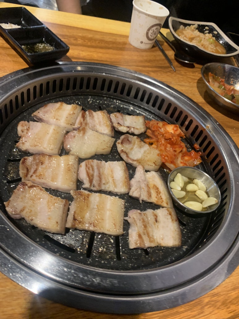 한우한돈구이 이미지